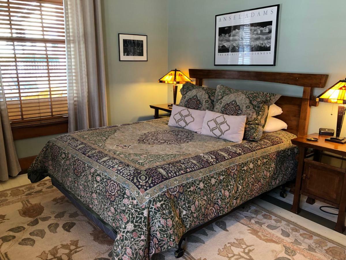 Mccloud Hotel Bagian luar foto