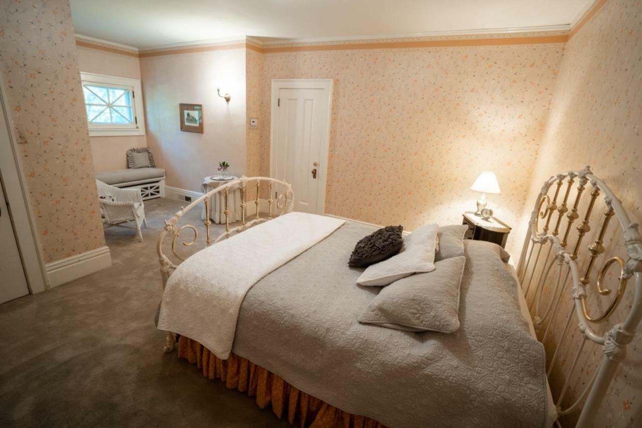 Mccloud Hotel Bagian luar foto