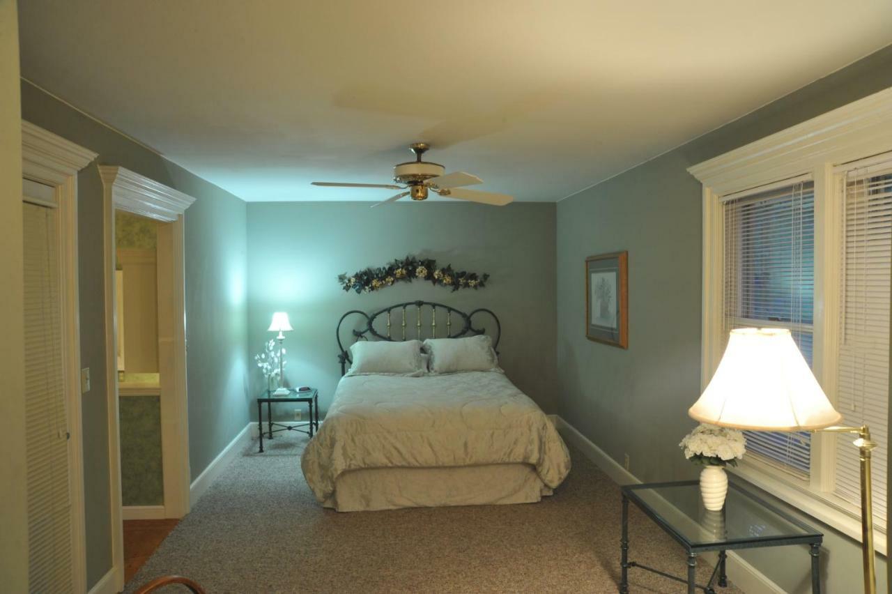 Mccloud Hotel Bagian luar foto